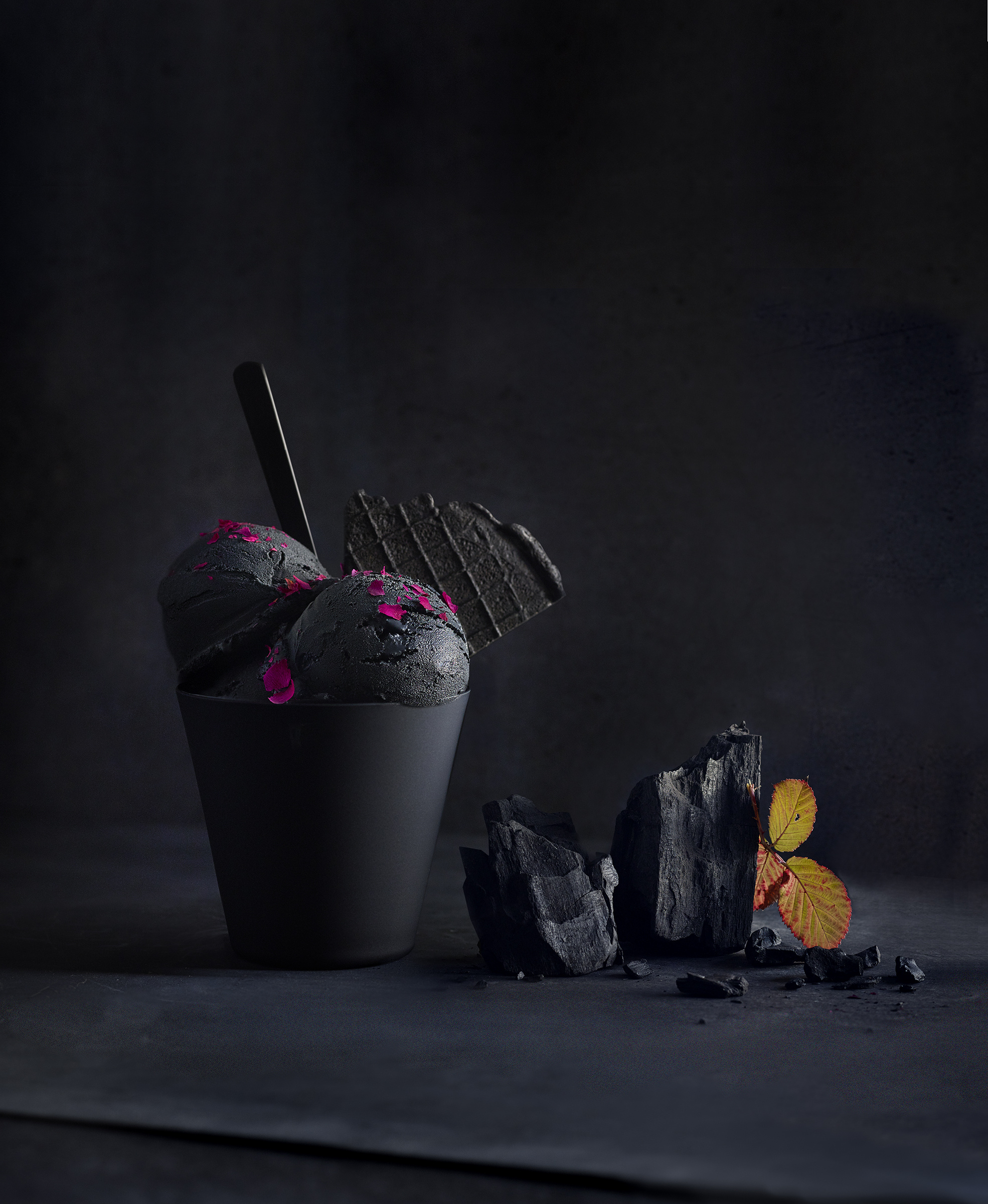 Icecream_Black_Charcoal_LowRes